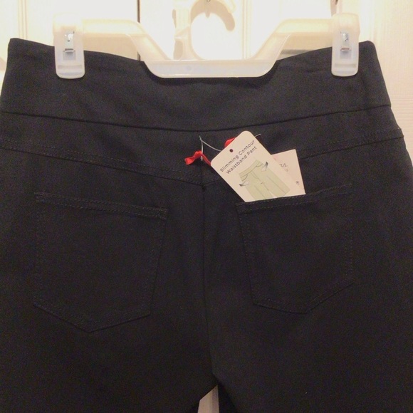 Ruby Rd. Women’s Black Stretch Slimming Pull-On Capri Pants Size 6 - Picture 5 of 12